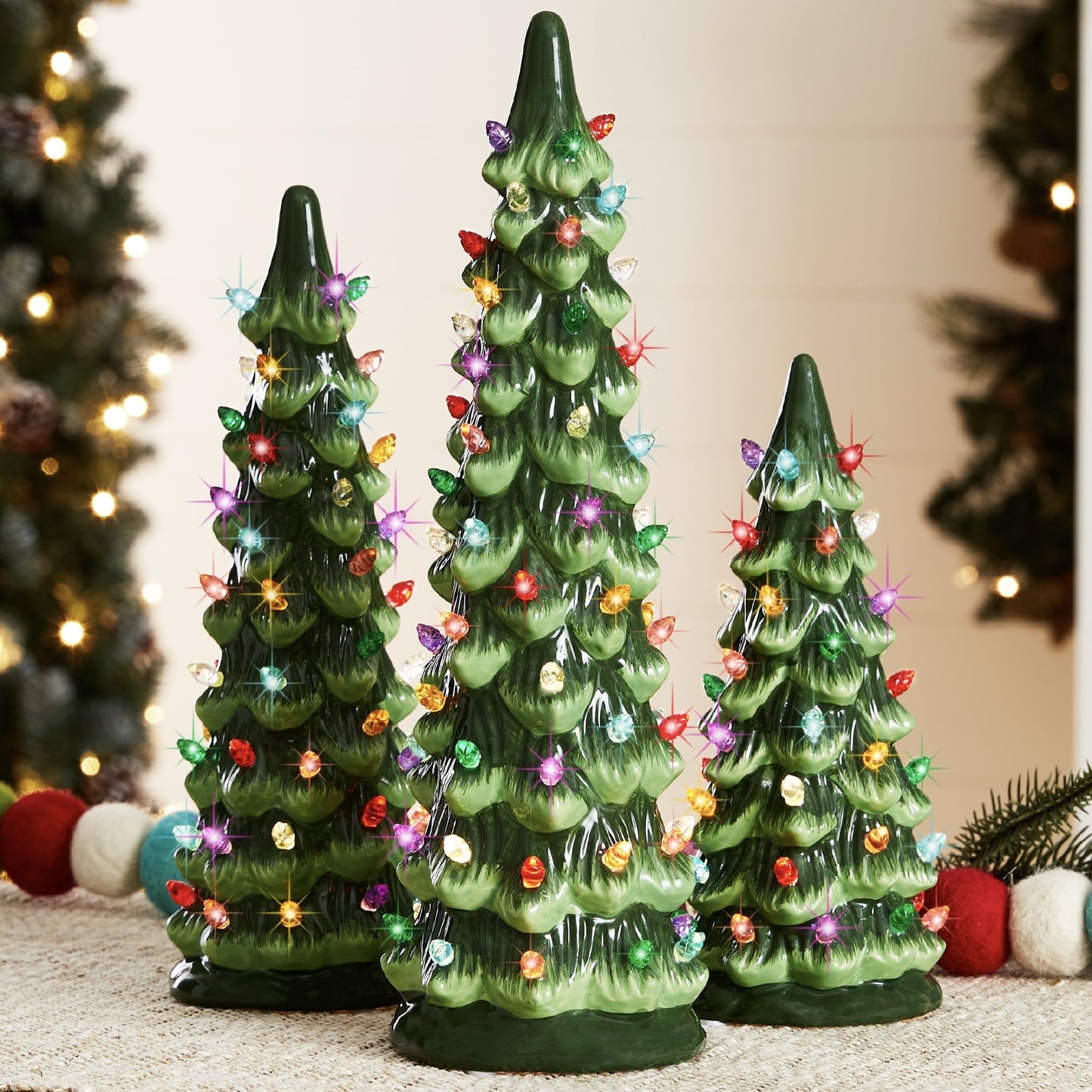 Ručně malovaný keramický vánoční stromeček s LED osvětlením, předem nasvícený🎄