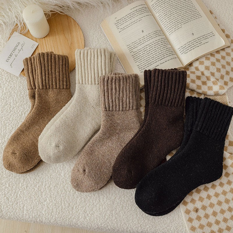 🧦 Teplé vlněné ponožky v délce do poloviny lýtek