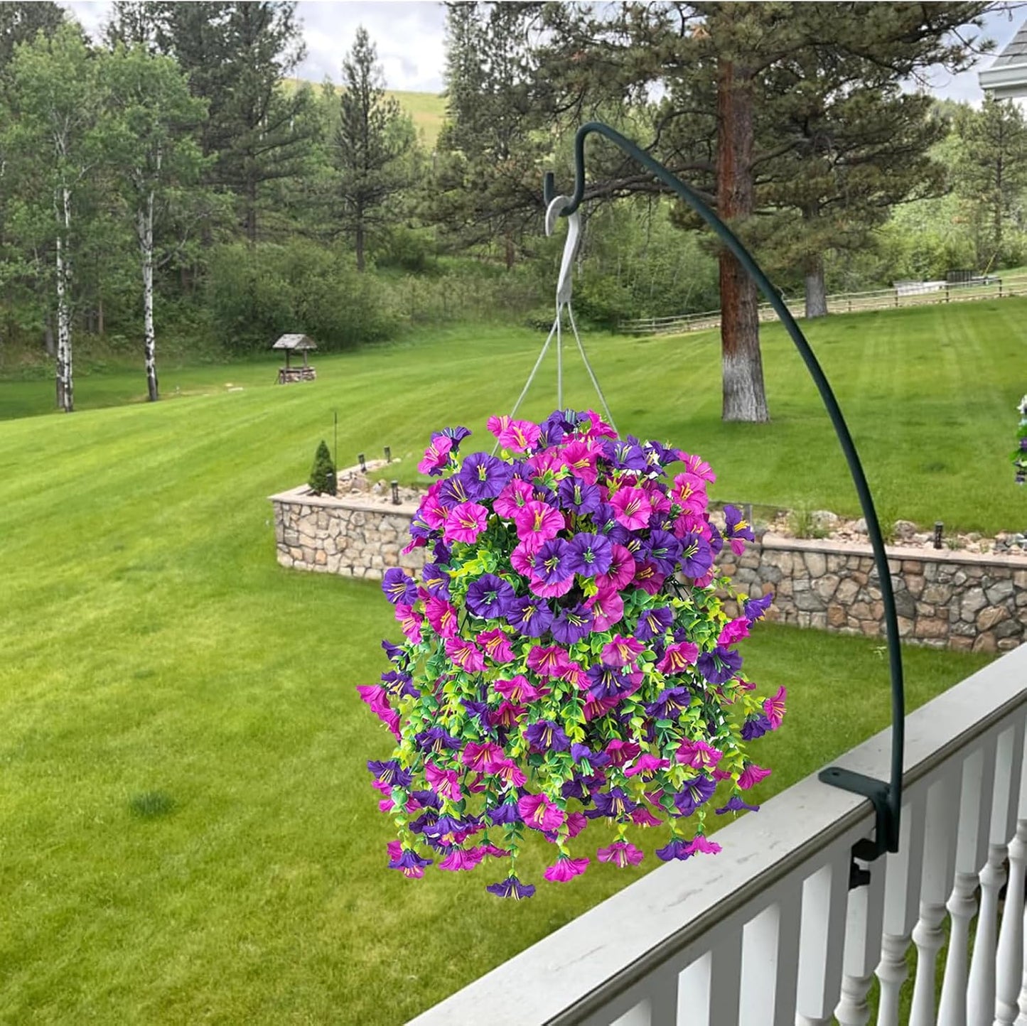 Perfekte Gartendekoration - 🌺 Künstliche Blumenranken als Hängeornamente
