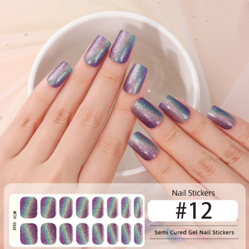 Halbgehärtete Nagelaufkleber