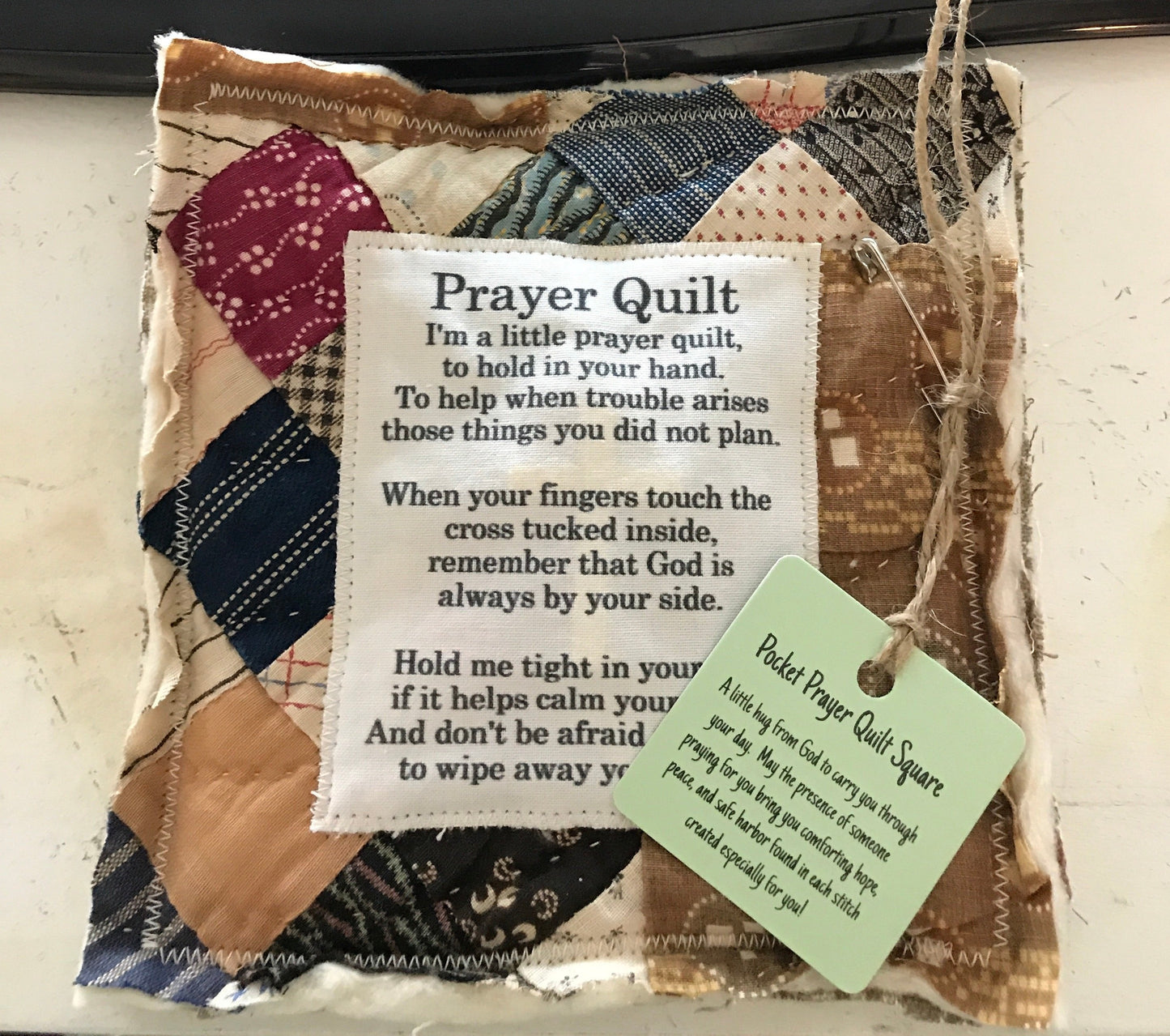 ✝️Best Encouraged And Blessed Gift-Prayer Quilt with cross inside