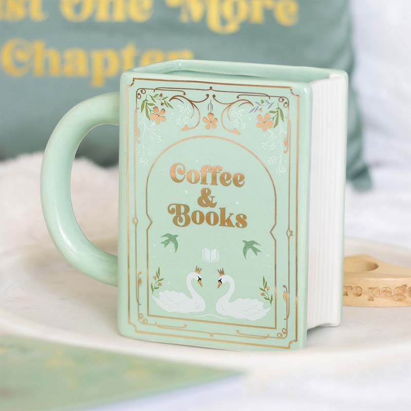 📚☕ Kolekce hrnků pro milovníky knih — kde se káva setkává s vyprávěním příběhů