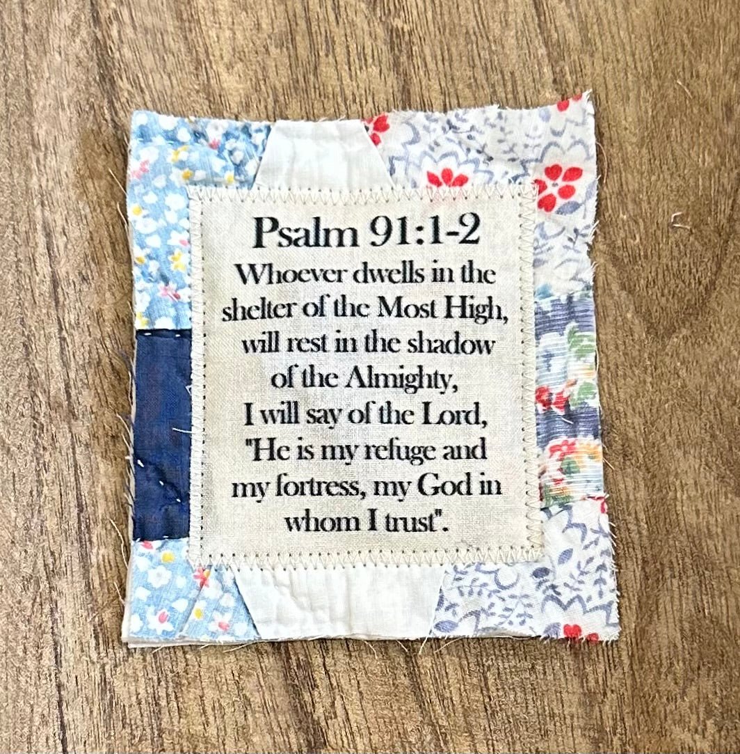 ✝️Best Encouraged And Blessed Gift-Prayer Quilt with cross inside