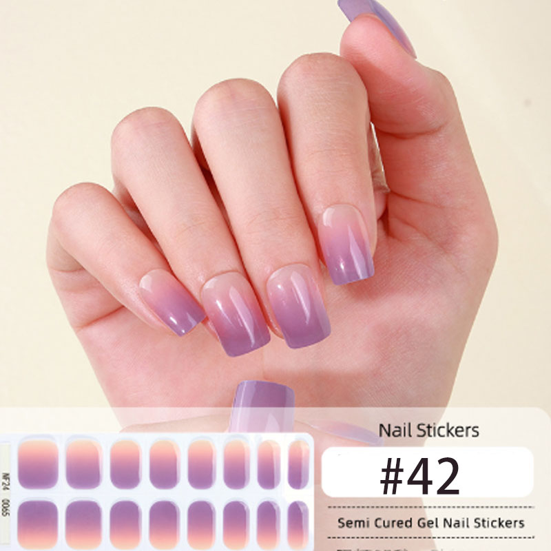 Halbgehärtete Nagelaufkleber
