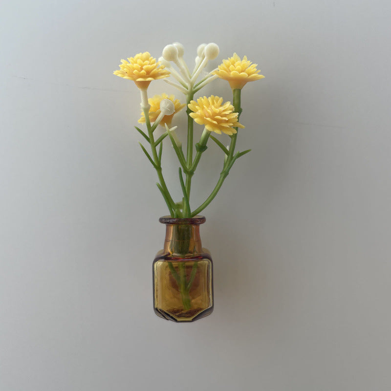 🌸 Mini Magnetic Vase Refrigerator Magnet