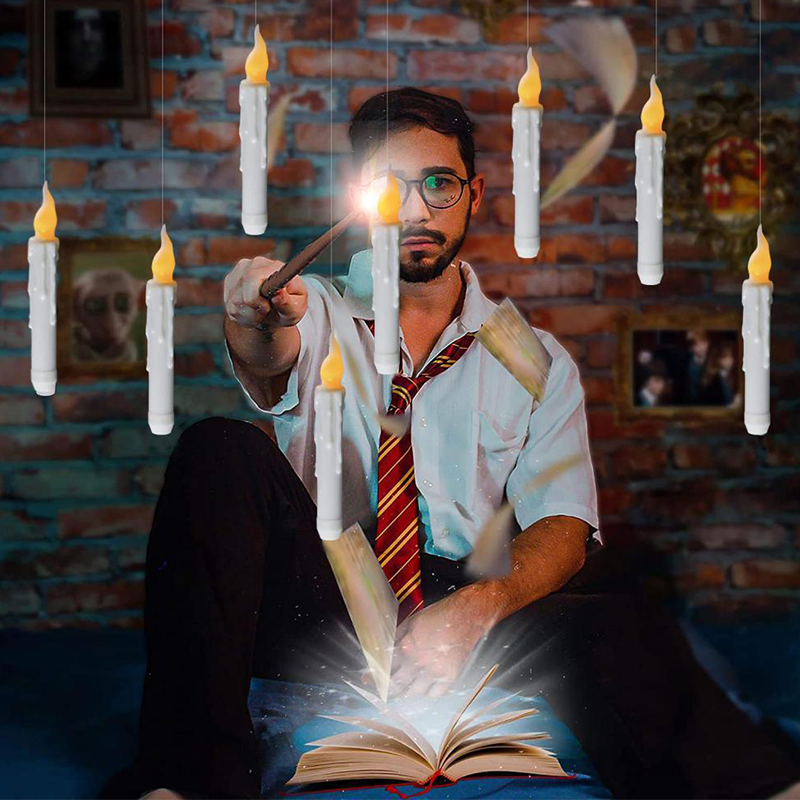 Halloweenová kouzelná hůlka s dálkovým ovládáním a plovoucí LED světlem
